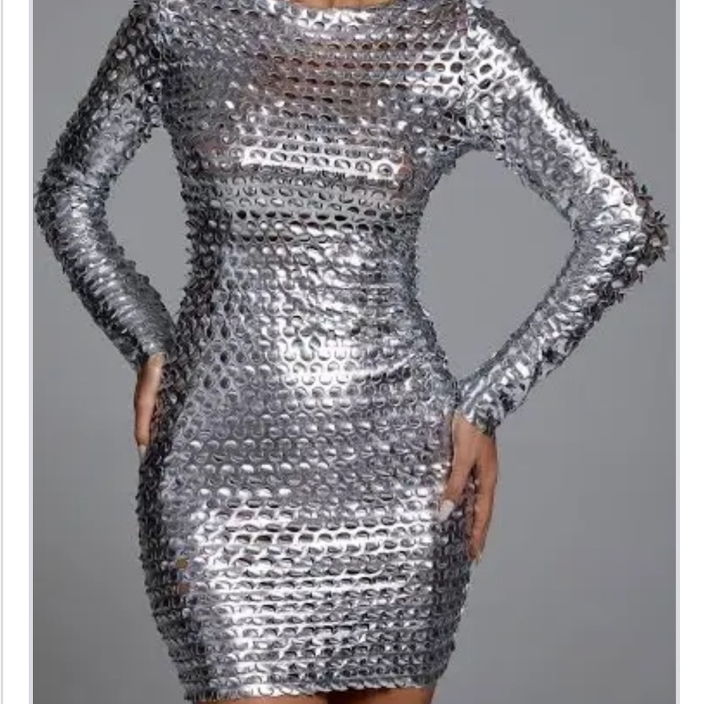NWT cutout Elegant Silver Long Sleeve Dress